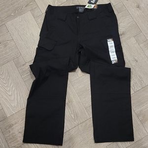 5.11 Women's Stryke Pant Sz 8 Black